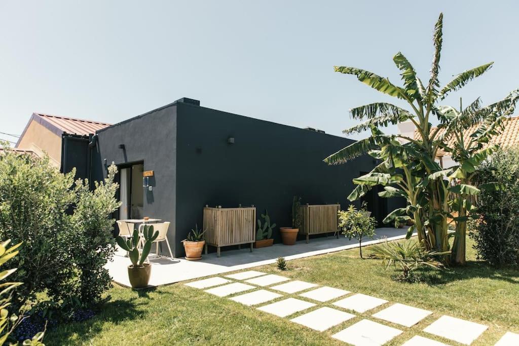 Casa da Aldeia • Small House Terra • Peniche Affittacamere Casais Brancos Esterno foto